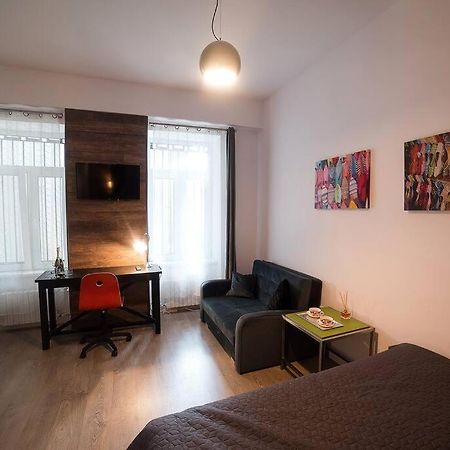Ultra Central Bohemian Apartment 2 Cluj-Napoca Exterior photo
